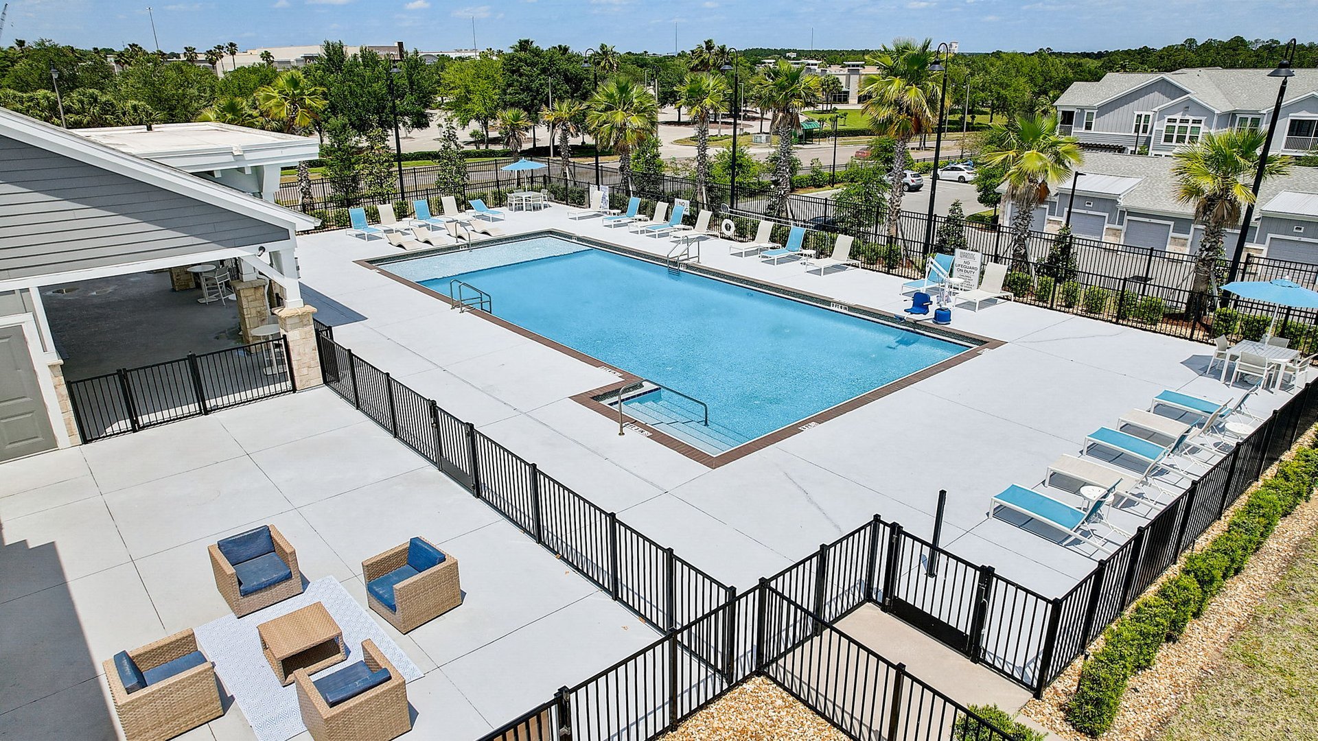 Photos & Virtual Tours Springs at Posner Park Apts